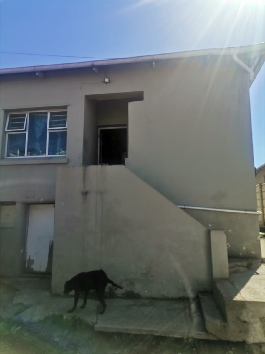 2 Bedroom Property for Sale in Sidwell Eastern Cape